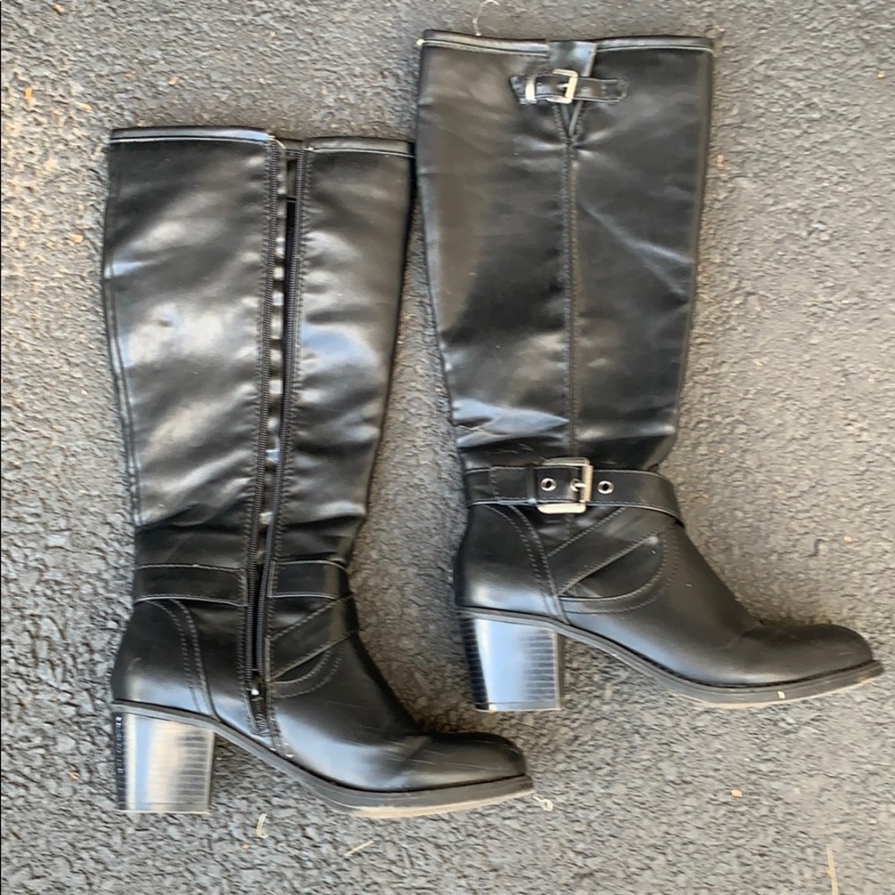 Black riding boots